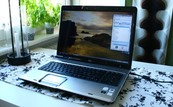 laptop photo